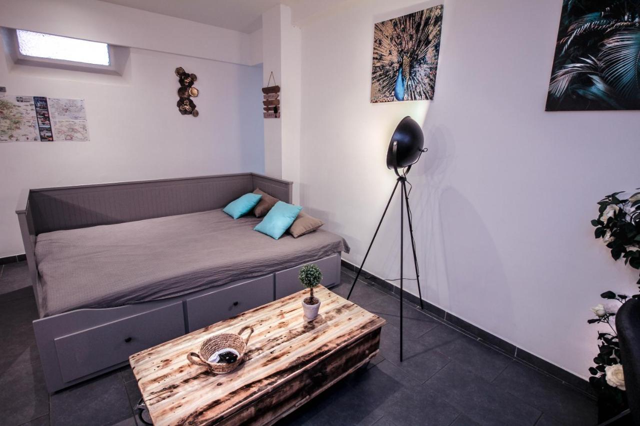 Appartement Calme Et Spacieux, Cite Et Ville A Pied, Wifi, 2 Chambres, 3 Lits Carcassone Exterior photo